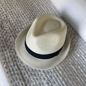 Melissa Odabash fedora